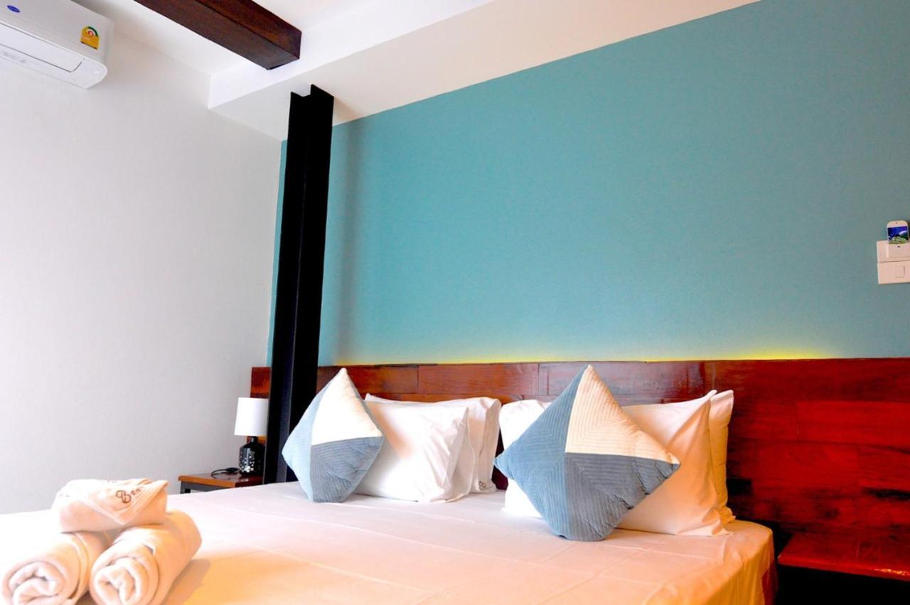 The Eight Ratvithi House Hotell Chiang Mai Exteriör bild