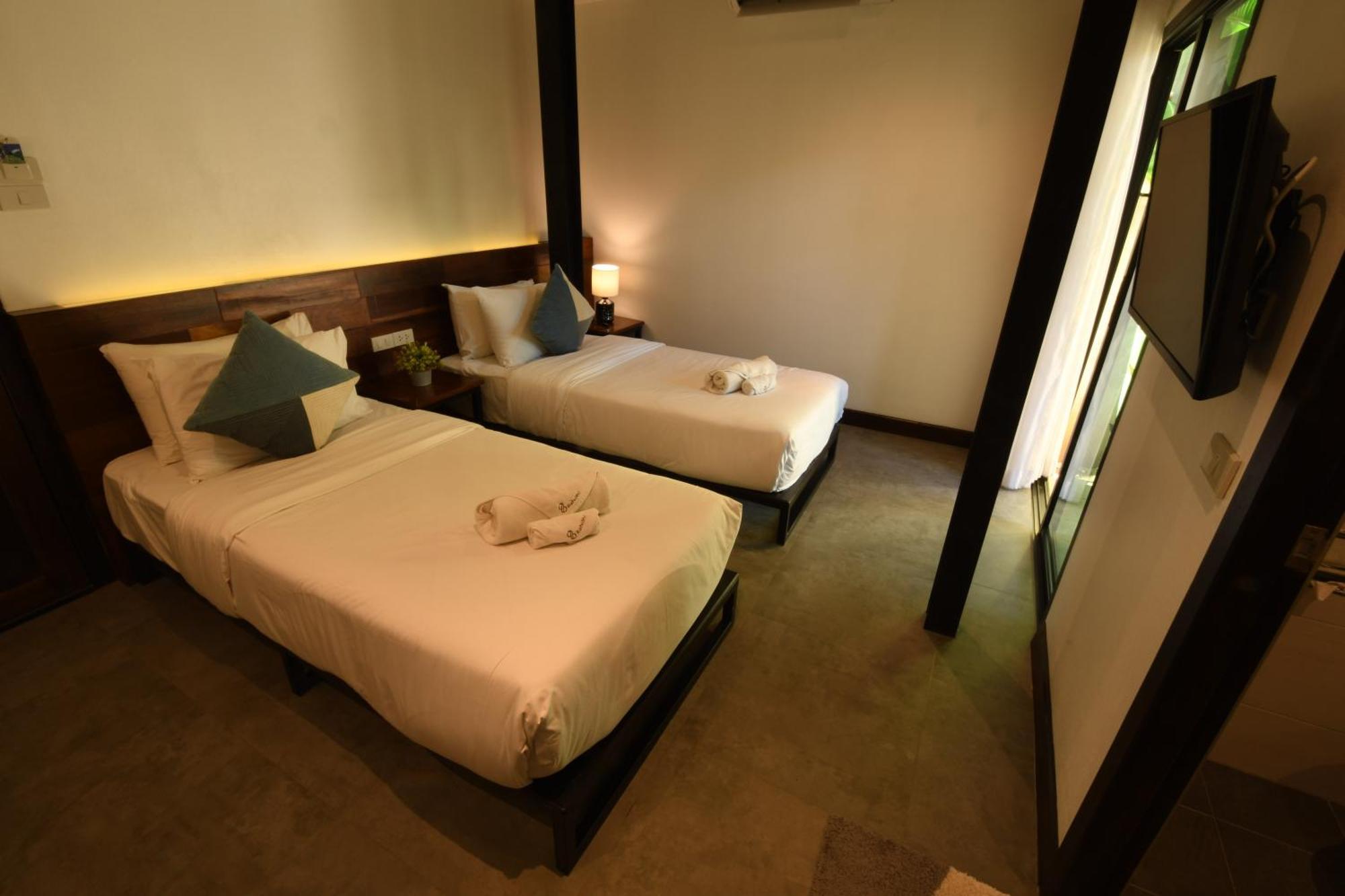 The Eight Ratvithi House Hotell Chiang Mai Exteriör bild