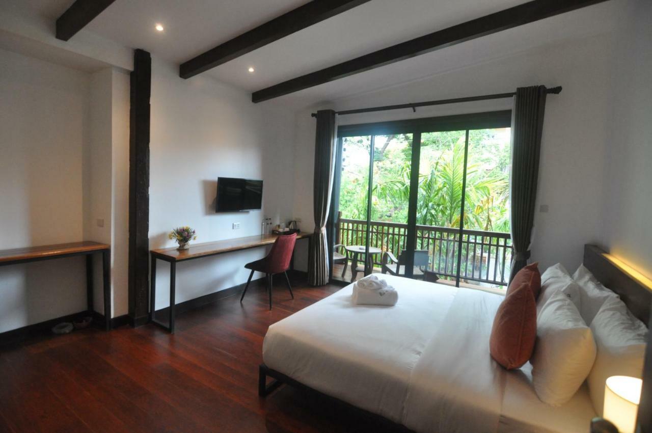 The Eight Ratvithi House Hotell Chiang Mai Exteriör bild